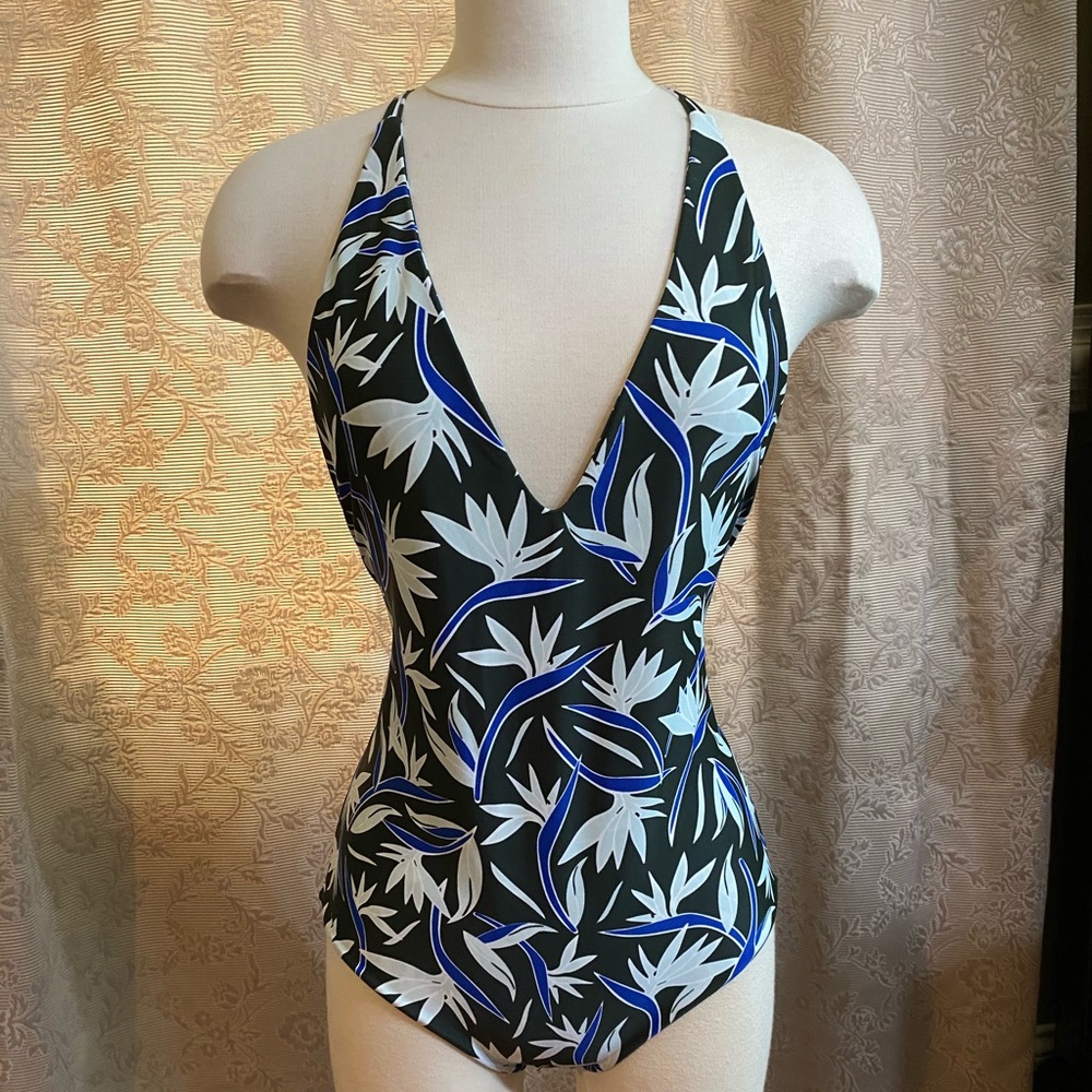 Bathing suit